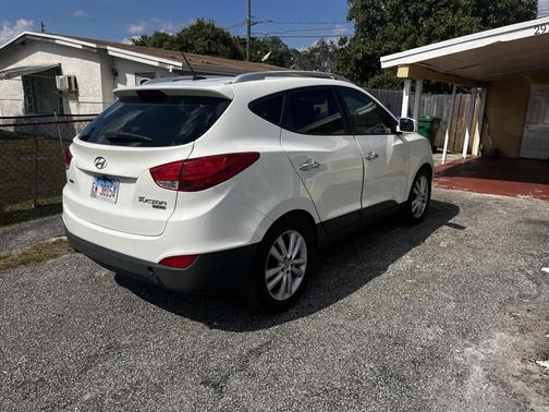 2012 Hyundai TUCSON Limited