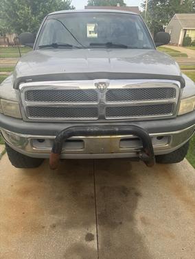 Silver 1998 Dodge Ram 1500 Quad Cab