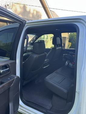 White 2022 GMC Sierra 2500 Denali