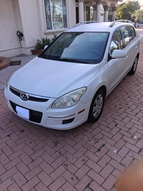 White 2011 Hyundai Elantra Touring GLS