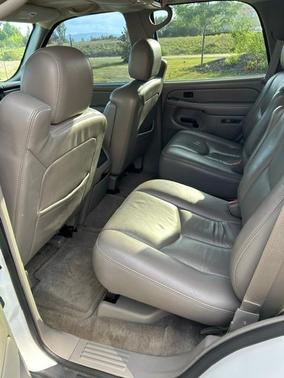 White 2005 GMC Yukon SLT
