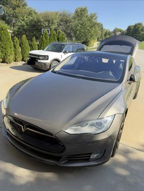 Gold 2015 Tesla Model S 85