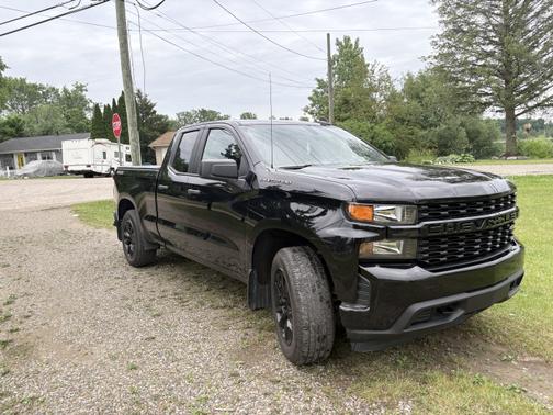 2020 Chevrolet Silverado 1500 Custom