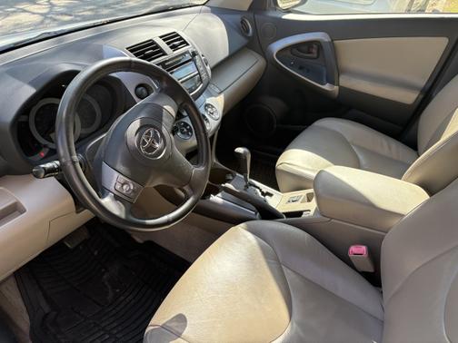 2006 Toyota RAV4 Limited