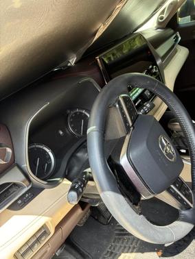 Black 2020 Toyota Highlander Limited