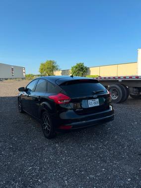 Black 2018 Ford Focus SEL