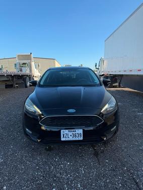 Black 2018 Ford Focus SEL
