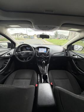 Black 2018 Ford Focus SEL