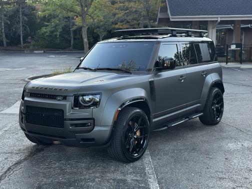 2025 Land Rover Defender 110 P635 OCTA Edition One