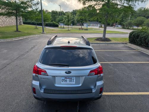 2013 Subaru Outback 2.5i Limited