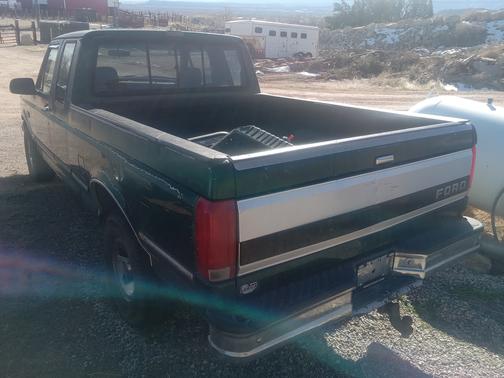 1993 Ford F-150 XL SuperCab