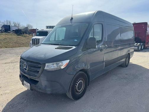 2019 Mercedes-Benz Sprinter 2500 High Roof