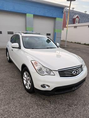 White 2010 INFINITI EX35 Journey