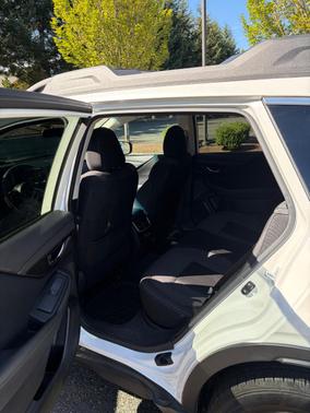 White 2022 Subaru Outback Premium