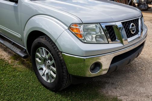 2012 Nissan Frontier SL
