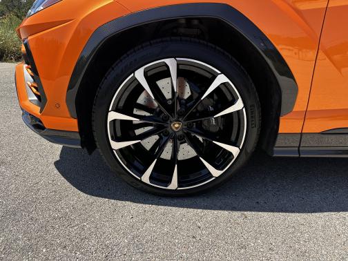 2021 Lamborghini Urus Base