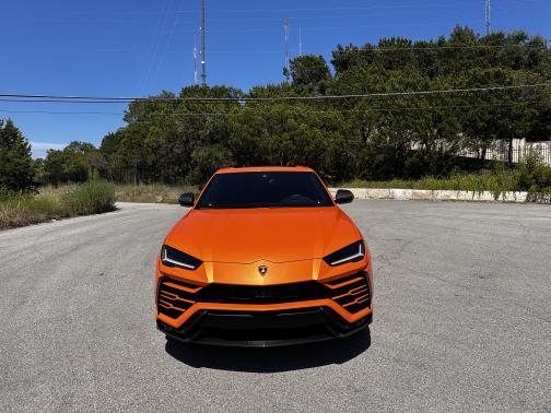 2021 Lamborghini Urus Base