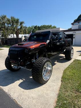 Black 2020 Jeep Gladiator Rubicon
