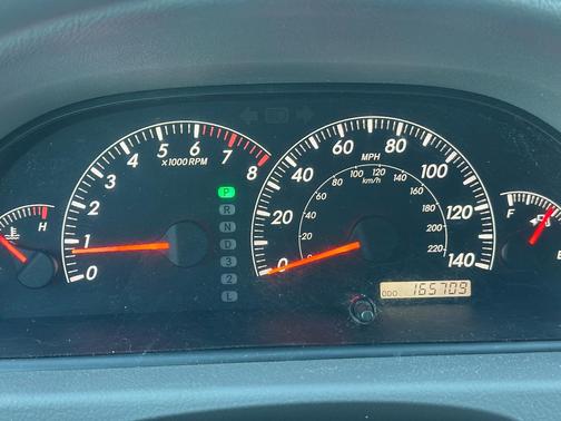 Red 2005 Toyota Camry LE