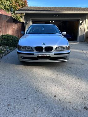 2003 BMW 525 i