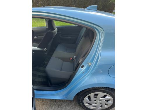 2015 Toyota Prius c Two