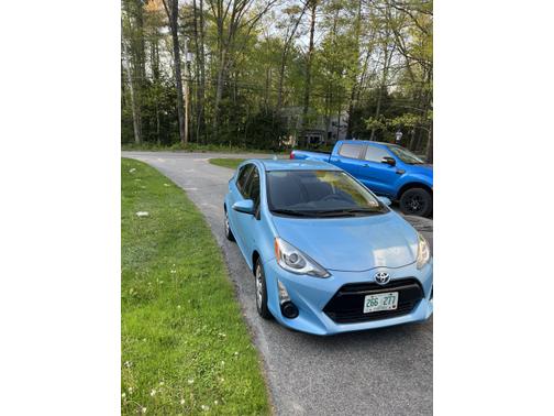 2015 Toyota Prius c Two