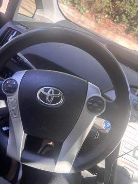 2014 Toyota Prius Plug-in Base