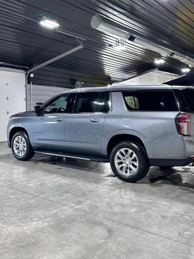 2022 Chevrolet Suburban Premier