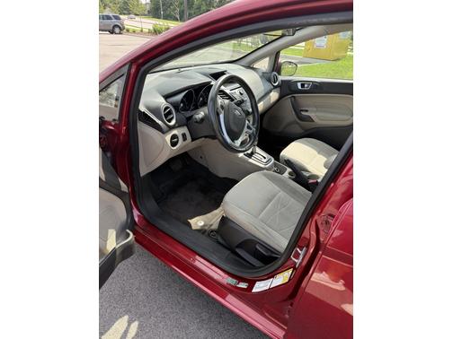 2014 Ford Fiesta SE