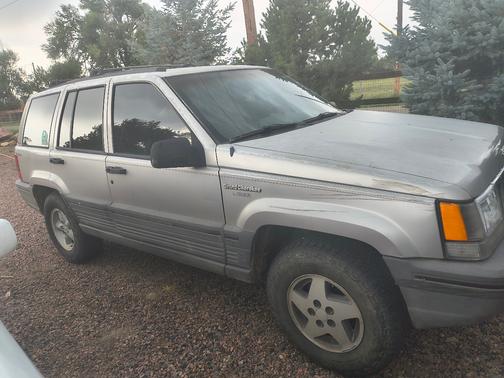 1993 Jeep Grand Cherokee Laredo 4WD