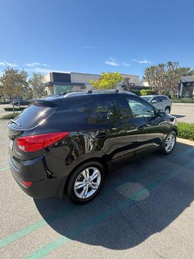 Black 2012 Hyundai TUCSON GLS