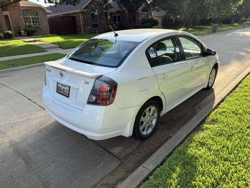 2011 Nissan Sentra 2.0 SR