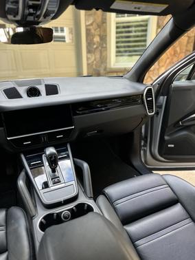 2019 Porsche Cayenne Cayenne