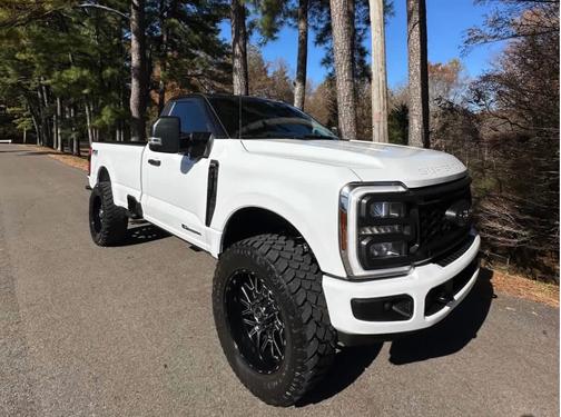 2024 Ford F-350 XLT