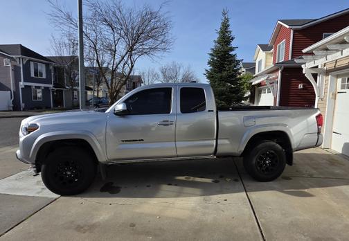 2022 Toyota Tacoma SR5