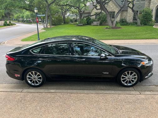 2017 Ford Fusion Energi SE Luxury