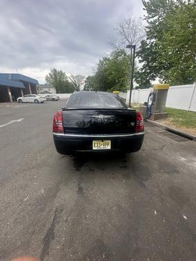 2007 Chrysler 300C Base