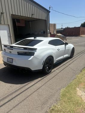 White 2018 Chevrolet Camaro ZL1