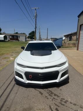 White 2018 Chevrolet Camaro ZL1