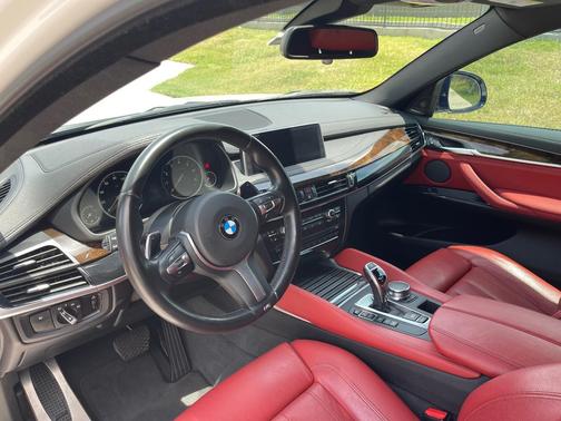 White 2017 BMW X6 xDrive50i