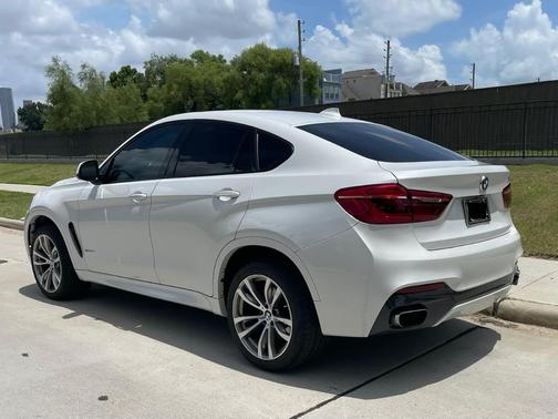 White 2017 BMW X6 xDrive50i