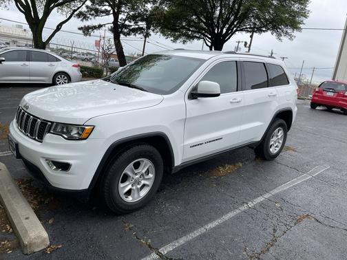 2017 Jeep Grand Cherokee Laredo
