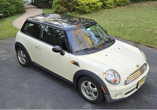 2009 MINI Cooper Base