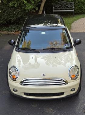 2009 MINI Cooper Base