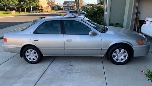 2000 Toyota Camry LE V6