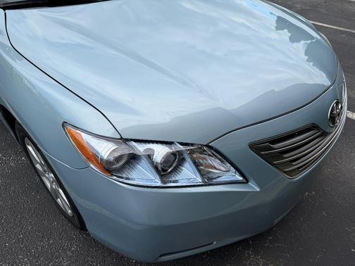 Blue 2009 Toyota Camry Hybrid Base