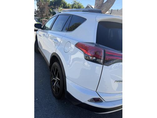 2016 Toyota RAV4 SE