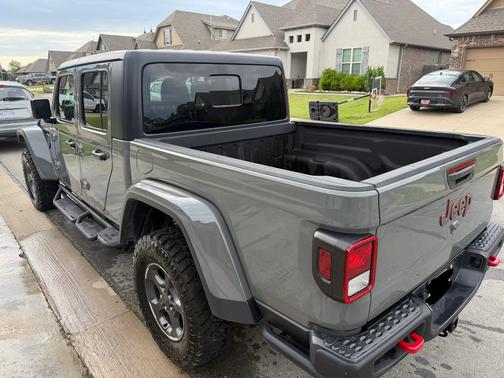 Gray 2020 Jeep Gladiator Rubicon