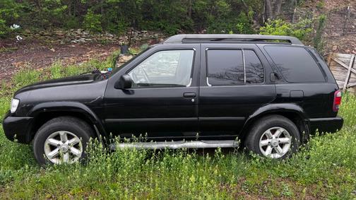 2003 Nissan Pathfinder SE
