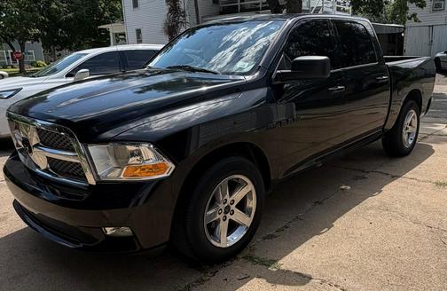 Black 2010 Dodge Ram 1500 Sport